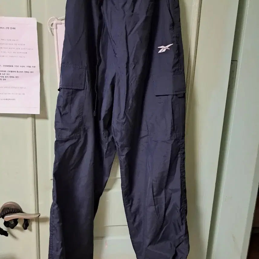 [BUNJANG] Reebok Navy Cargo Jogger Pants / 리복 네이비 카고 조거 팬츠
