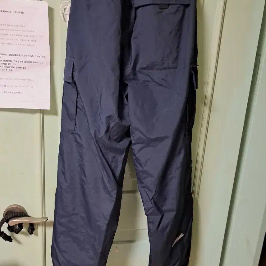 [BUNJANG] Reebok Navy Cargo Jogger Pants / 리복 네이비 카고 조거 팬츠