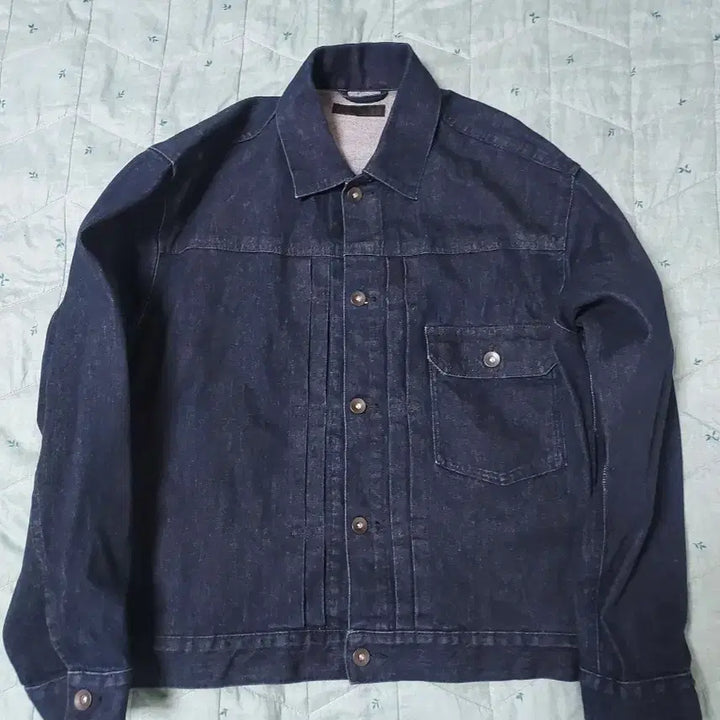 [BUNJANG] Uniqlo Trucker Jacket (68 Blue) M / 유니클로 트러커(진청 68blue) 팝니다.