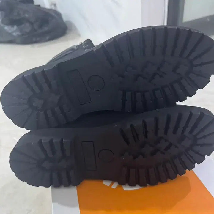 [SOLD OUT] 팀버랜드 프리미엄 6인치 워터프루프 부츠 블랙 누벅 - 와이드 270MM