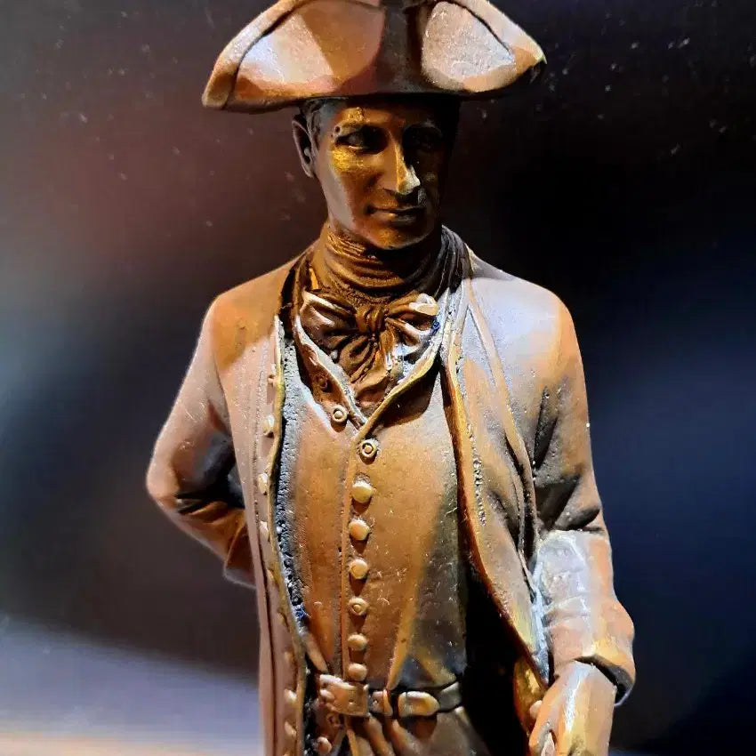 [BUNJANG] Tricone Gentleman Bronze Statue / 트라이콘 모자(신사) 브론즈
