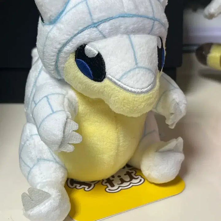[BUNJANG] Pokemon Alolan Ninetales Fit Plush / 포켓몬 알로라 모래두지 핏 fit 인평 포켓몬센터