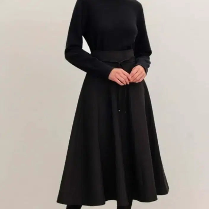 [BUNJANG] Bride And You Molly Round Wool Knit Top / 브라이드앤유 몰리 라운드 울 니트 블랙 2사이즈 새상품!