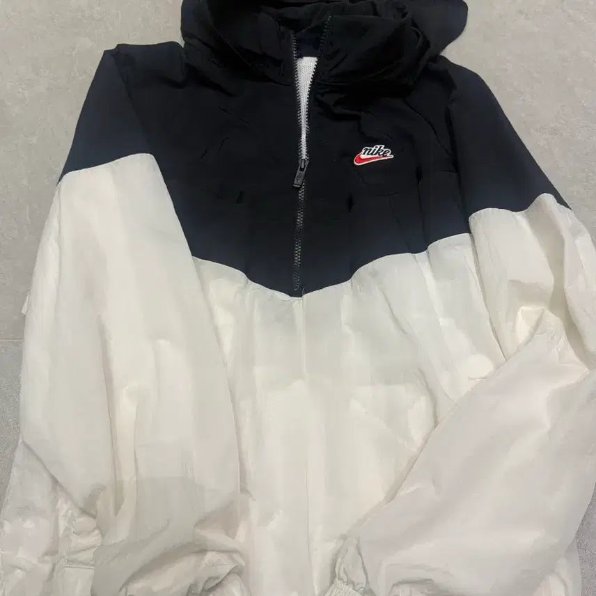 [BUNJANG] Nike Half-Zip Windbreaker Jacket (M) / 나이키 반집업 바람막이 M