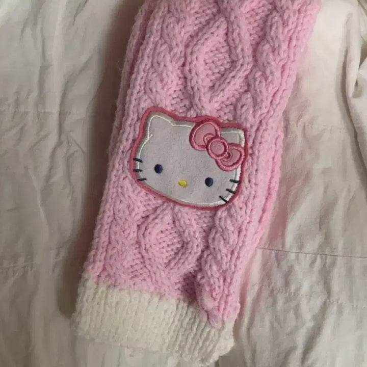 [BUNJANG] Hello Kitty Scarf / 헬로키티 목도리
