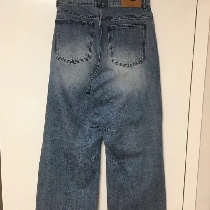 [SOLD OUT] 999휴머니티 AV PLEATS 데님 라이트블루 1사이즈