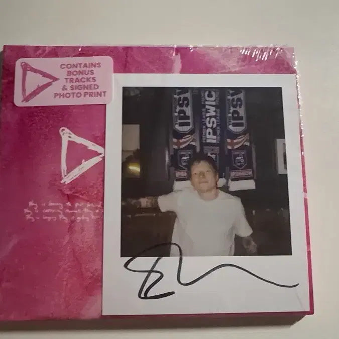 [BUNJANG] Ed Sheeran PLAY Signed Album / 에드 시런 PLAY 싸인반