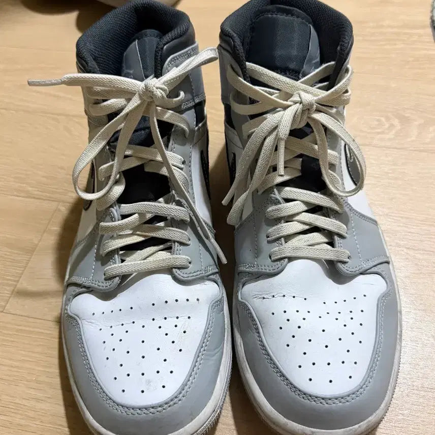 [BUNJANG] Nike Jordan 1 Mid Light Smoke Grey Anthracite 270 Sneakers / 조던 1 미드 라이트 스모크 그레이 앤트러사이트 270