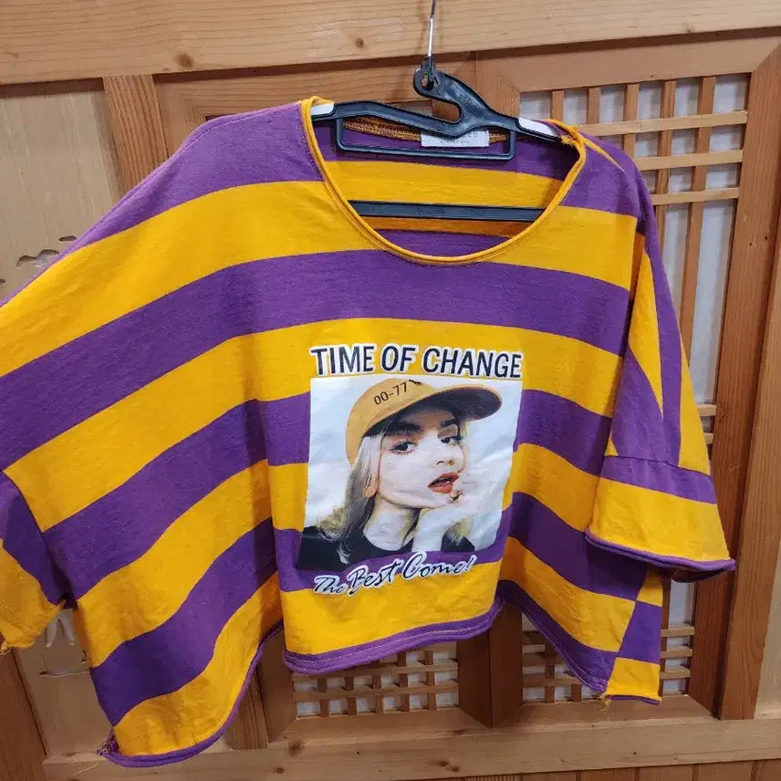 [BUNJANG] Striped Crop Top / 여성 빈티지패션 크롭 반팔 라운드넥