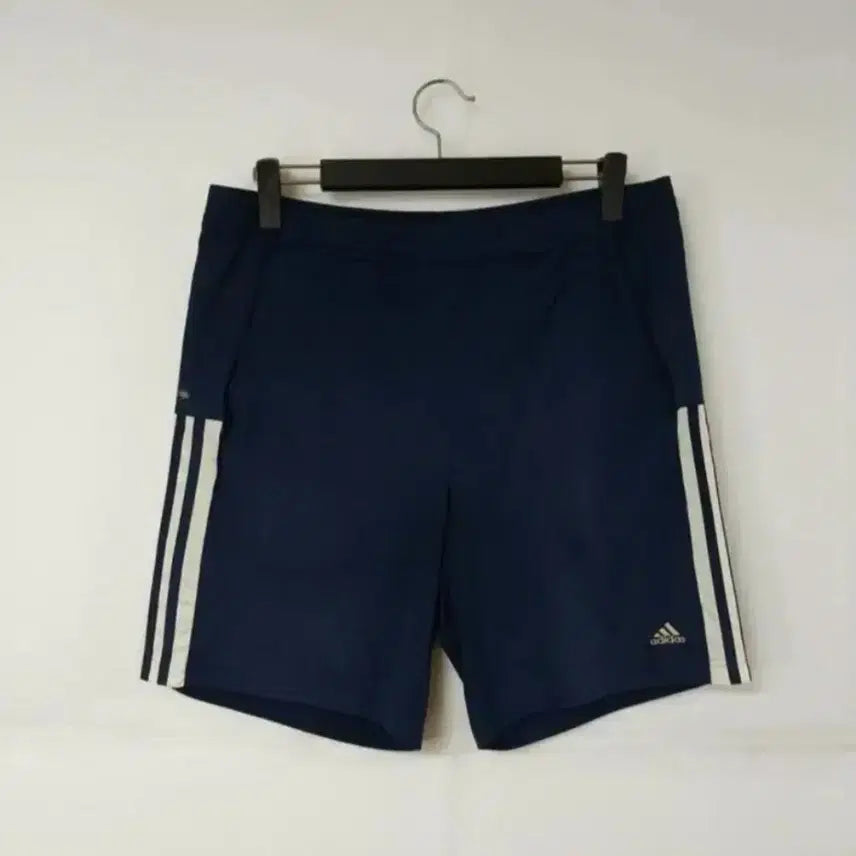 [BUNJANG] Adidas Three-Stripe Training Shorts / 36)아디다스 삼선 트레이닝 반바지