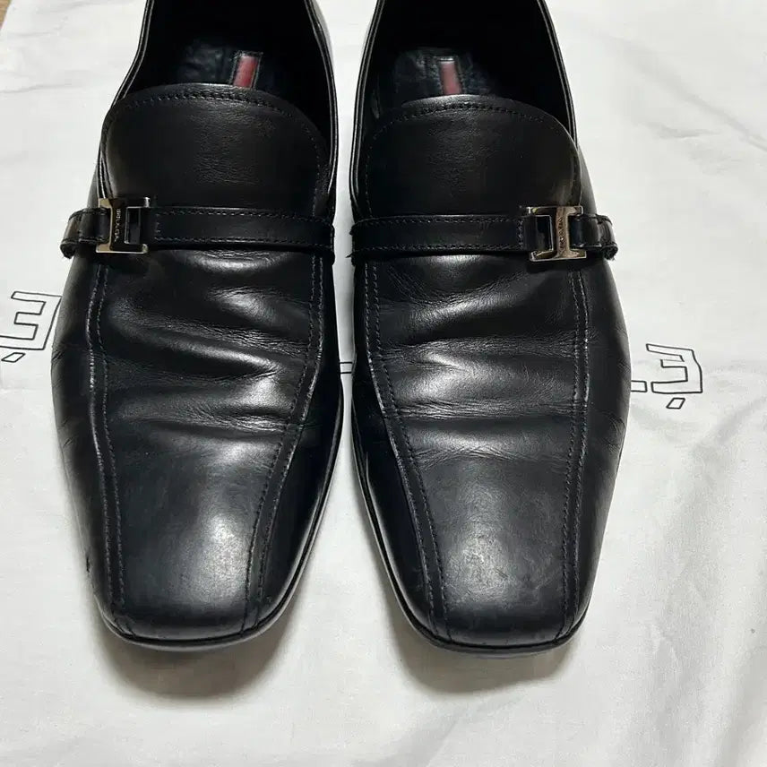 [SOLD OUT] 프라다 빈티지 로퍼