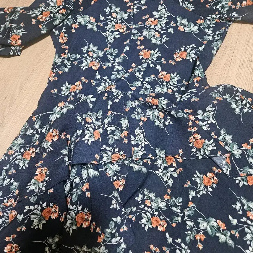 [BUNJANG] Floral Pattern Ruffle Hem Asymmetric Dress / 플라워 패턴 캉캉 언발원피스