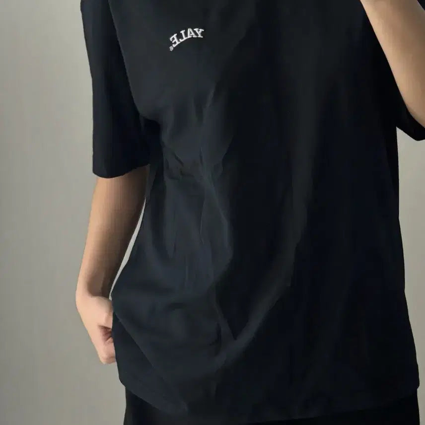 [SOLD OUT] 예일 반팔티 M