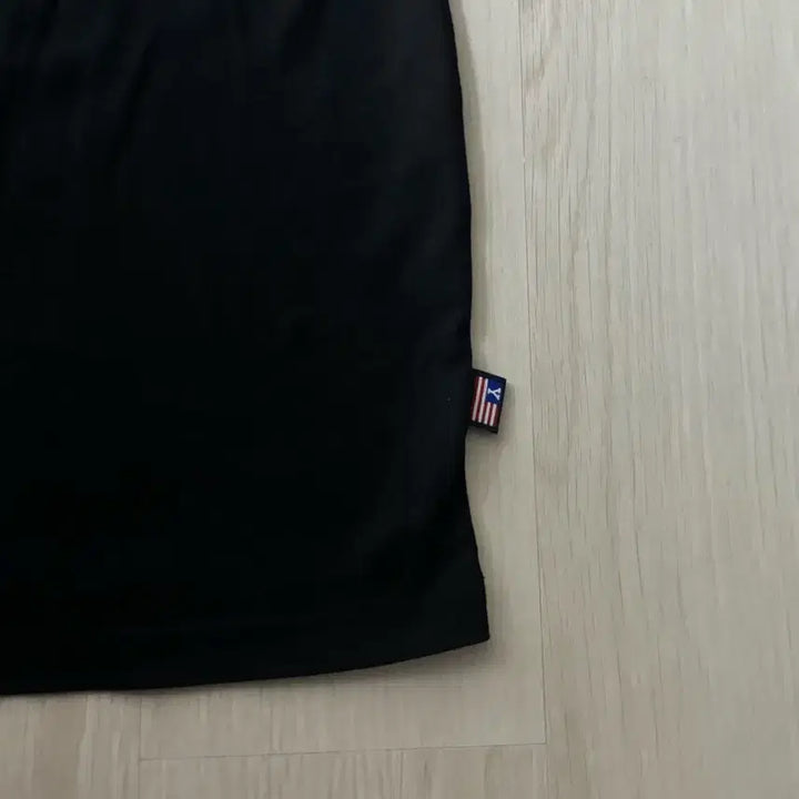 [SOLD OUT] 예일 반팔티 M