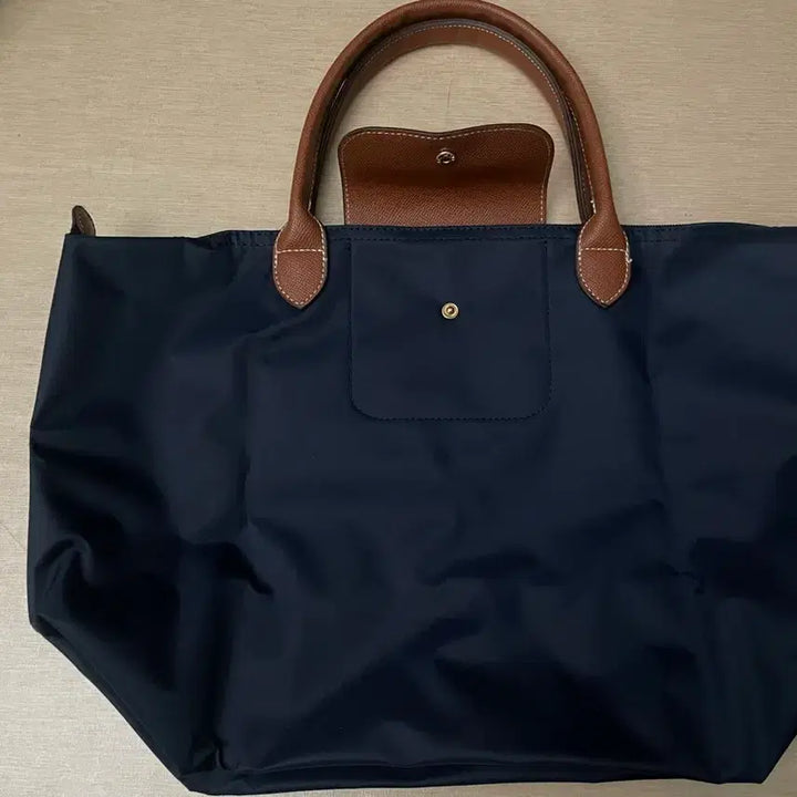 [SOLD OUT] 롱샴 스타일 에스콰이어 숄더백 네이비