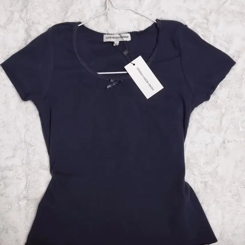 [SOLD OUT] [새상품] 네이비 리본 반팔티 에이블리
