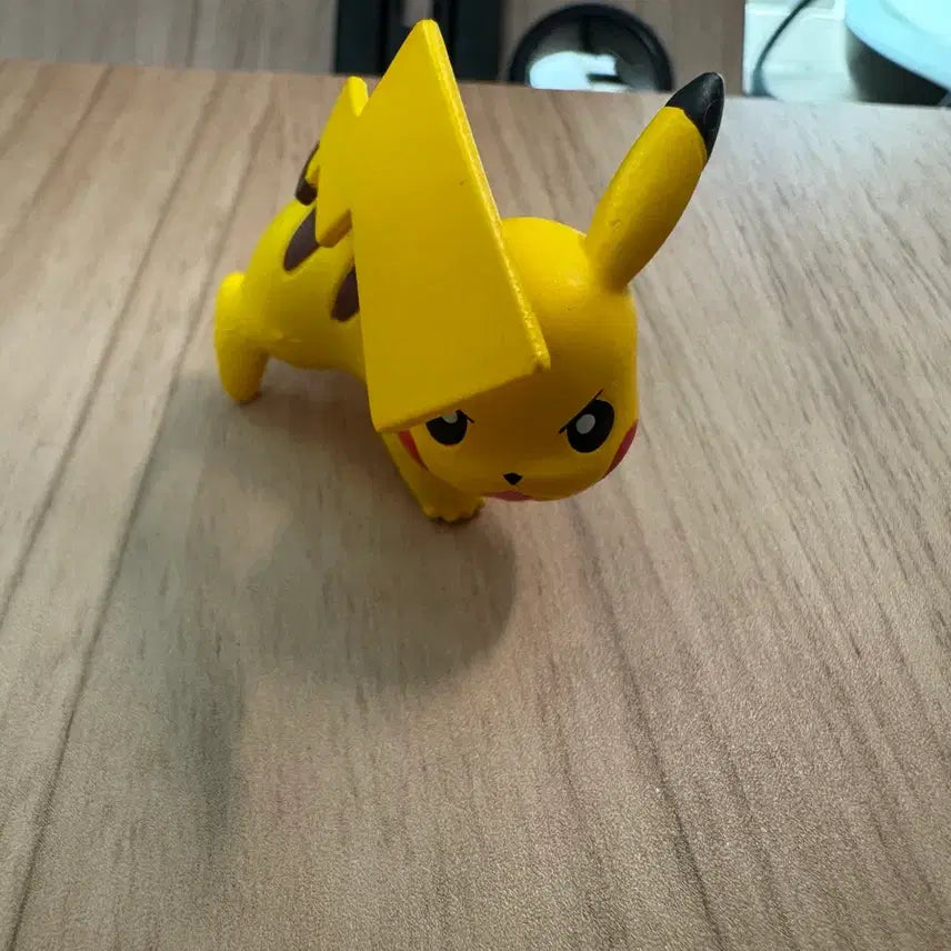 [BUNJANG] Pokemon Battle Form Pikachu Figure / [개봉] 포켓몬스터 배틀폼 피카츄 피규어 가챠