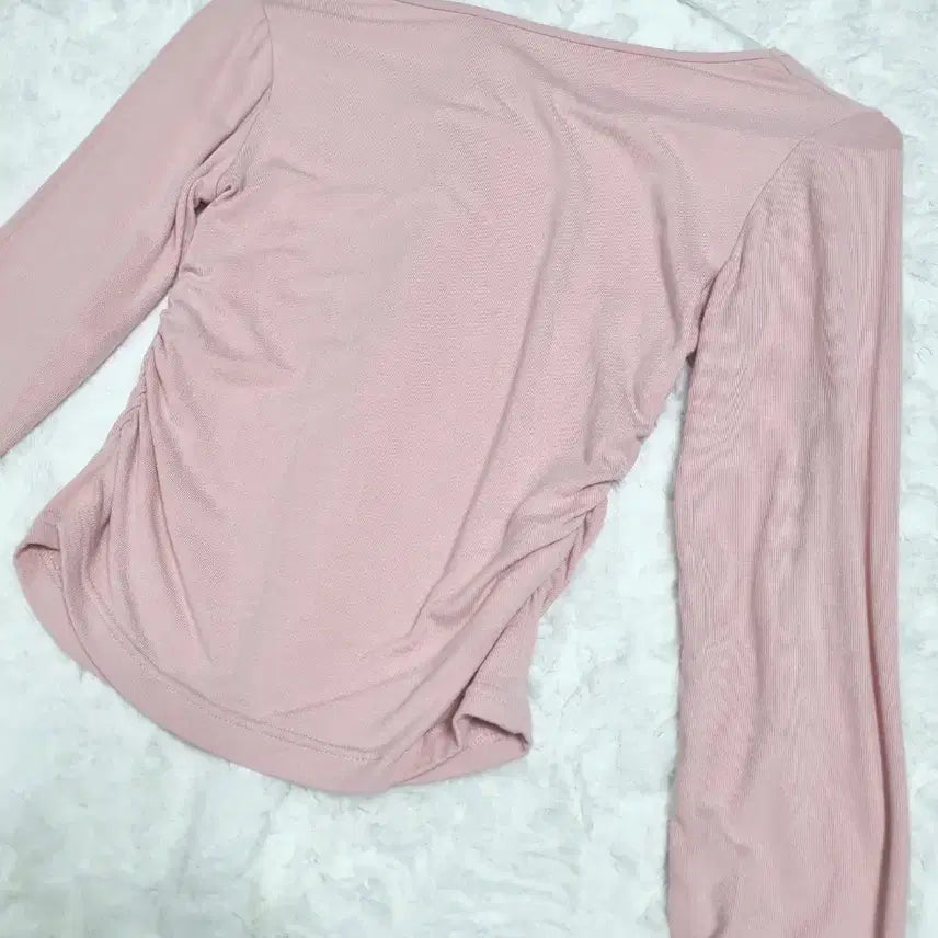 [SOLD OUT] 핑크색 셔링 긴팔 크롭티 에이블리 기본템