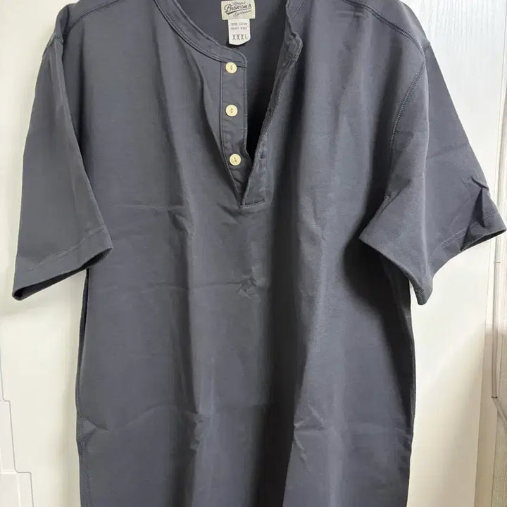 [SOLD OUT] 브론슨 반팔 헨리넥 티셔츠 차콜 XXL