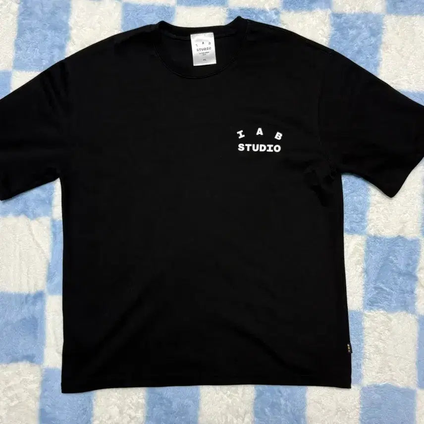 [SOLD OUT] IAB 스튜디오 블랙 반팔 티셔츠 XL
