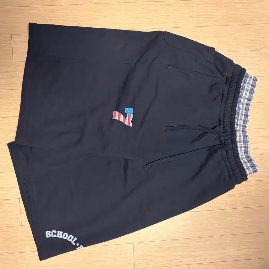 [BUNJANG] TRUNK LAYERED SWEATSHORTS [NAVY] / TRUNK LAYERED SWEATSHORTS [NAVY]