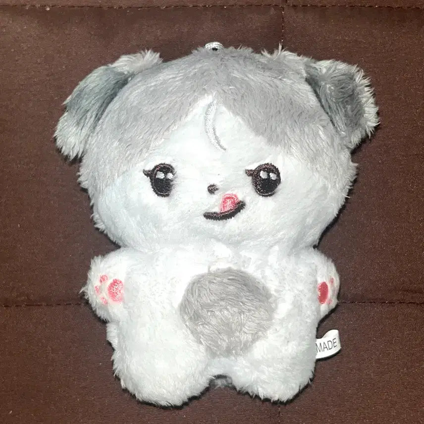 [SOLD OUT] 앤팀 케이 늑대켕 인형 양도