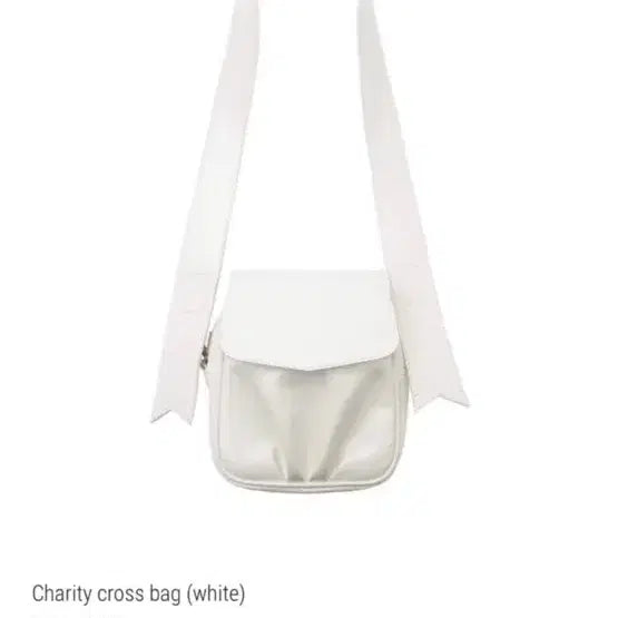 [BUNJANG] Ulika Santus Charity Cross Bag / ulika santus 울리카 상투스 채리티 크로스 백
