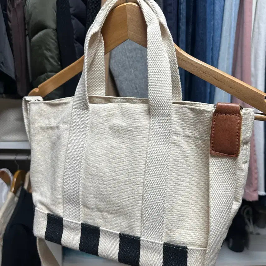 [BUNJANG] Ivory Canvas Tote Bag with Stripe Detail / 아이보리 캔버스 토트백 스트라이프 포인트