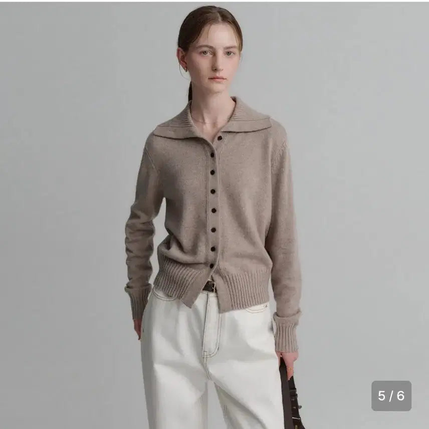 [BUNJANG] Lookast Sienna Wool High Neck Cardigan Beige / 룩캐스트 시에나 울 하이넥 가디건 베이지