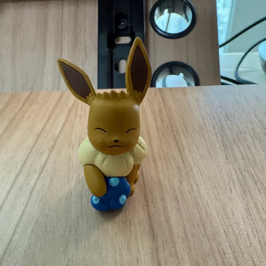 [BUNJANG] Pokemon Eevee Figure / [개봉] 포켓몬스터 와구 냠냠 열매 시리즈 이브이 피규어 가챠