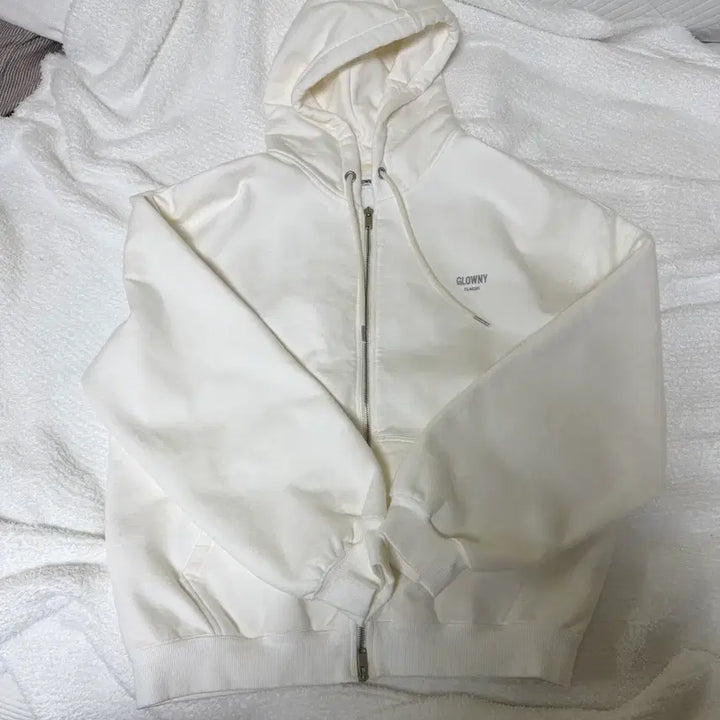 [SOLD OUT] 글로니G BOXY ZIP UP (IVORY)L