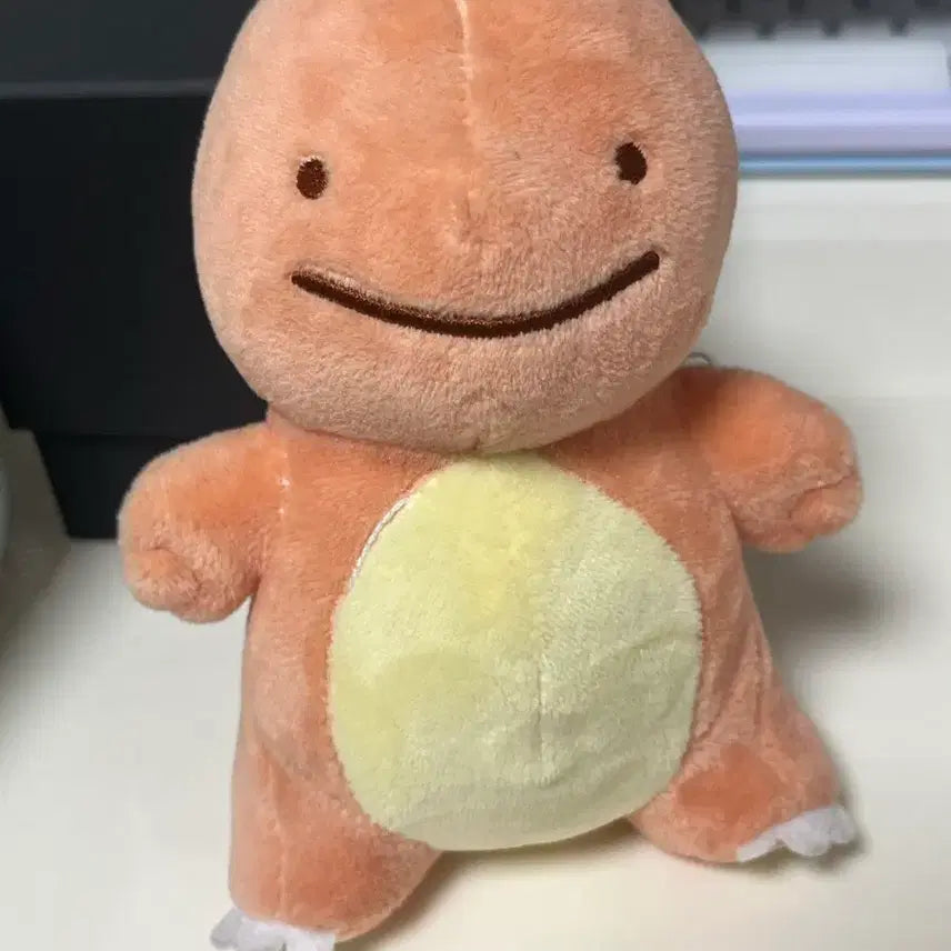 [SOLD OUT] 포켓몬 파이리 메타몽 변신인형
