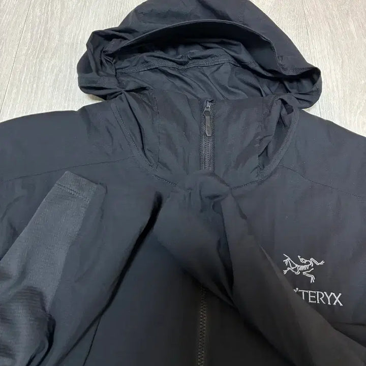 [SOLD OUT] 아크테릭스 아톰sl s사이즈