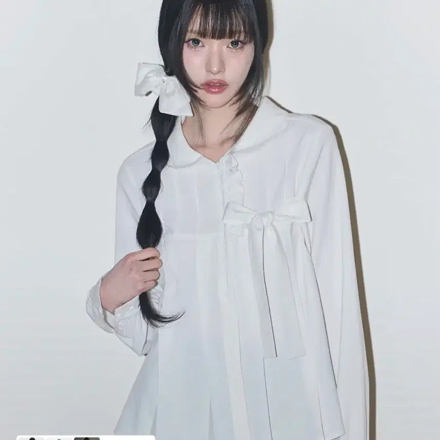 [SOLD OUT] 일리고 리본 플리츠 블라우스 화이트