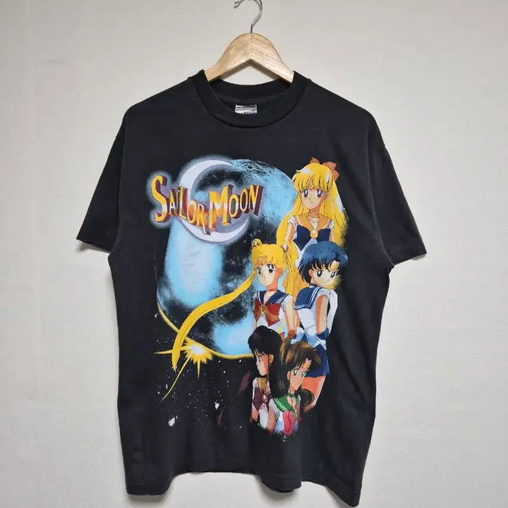 [BUNJANG] Sailor Moon Group Logo Anime T-shirt / JPN 세일러문 단체로고 애니 티셔츠 L - T162