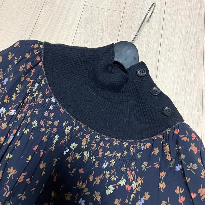 [BUNJANG] Vanessa Bruno Athé Flower Knit Long Dress / 21 바네사브루노아떼 69.8만 플라워 니트배색롱원피스 인견퍼프벌룬네이비