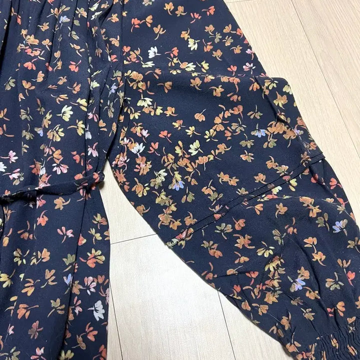 [BUNJANG] Vanessa Bruno Athé Flower Knit Long Dress / 21 바네사브루노아떼 69.8만 플라워 니트배색롱원피스 인견퍼프벌룬네이비