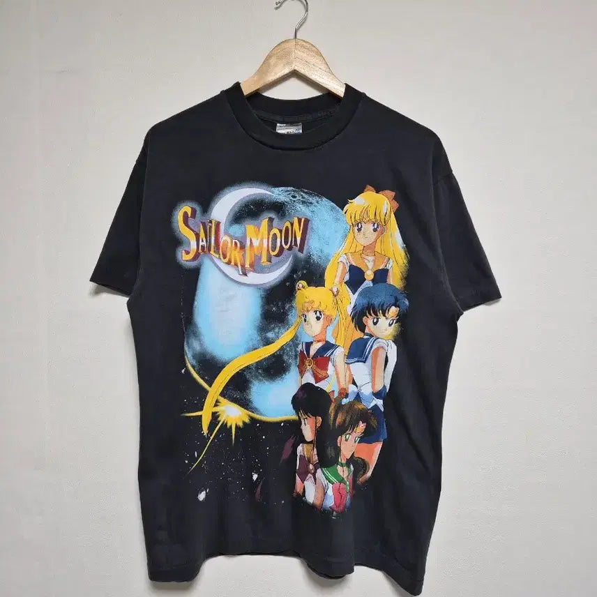 [BUNJANG] Sailor Moon Group Logo Anime T-Shirt XL / JPN 세일러문 단체로고 애니 티셔츠 XL - T162