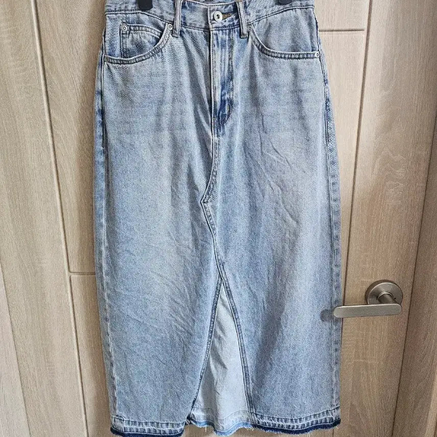 [BUNJANG] Uniform Bridge Denim Long Skirt / 유니폼브릿지 데님 롱 스커트 55