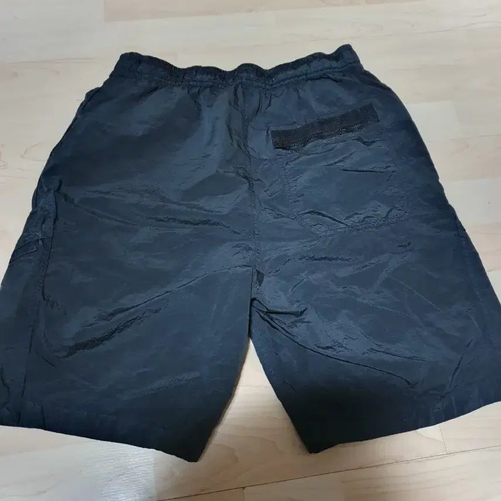 [SOLD OUT] 스톤아일랜드 나일론메탈 반바지 30
