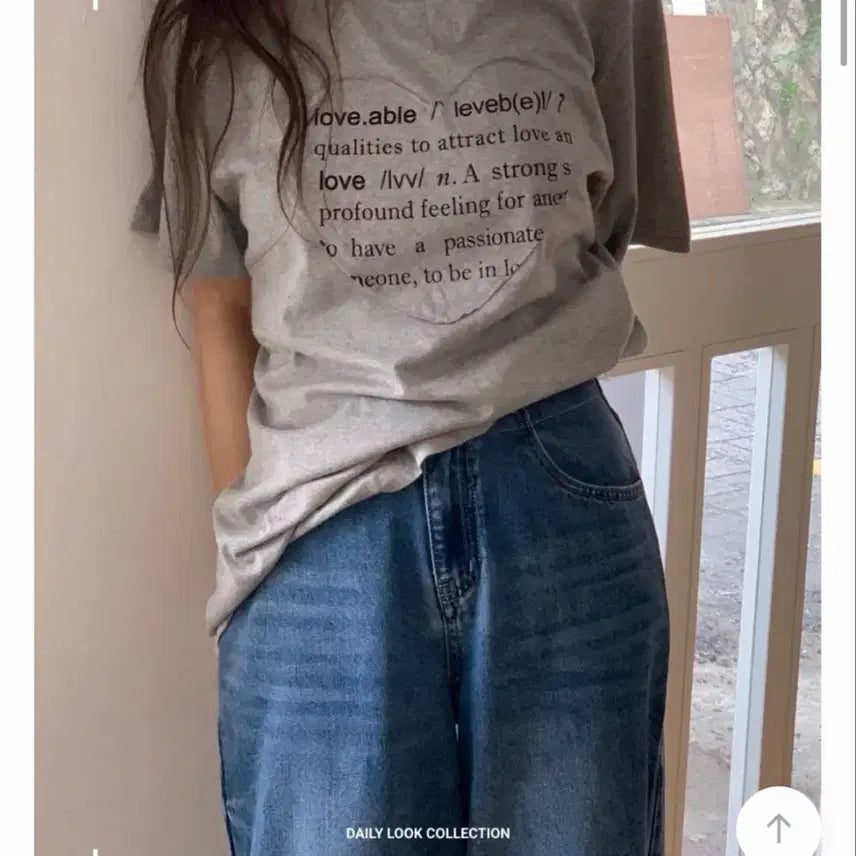 [BUNJANG] Heart Lettering Short Sleeve T-shirt / 하트 레터링 반팔