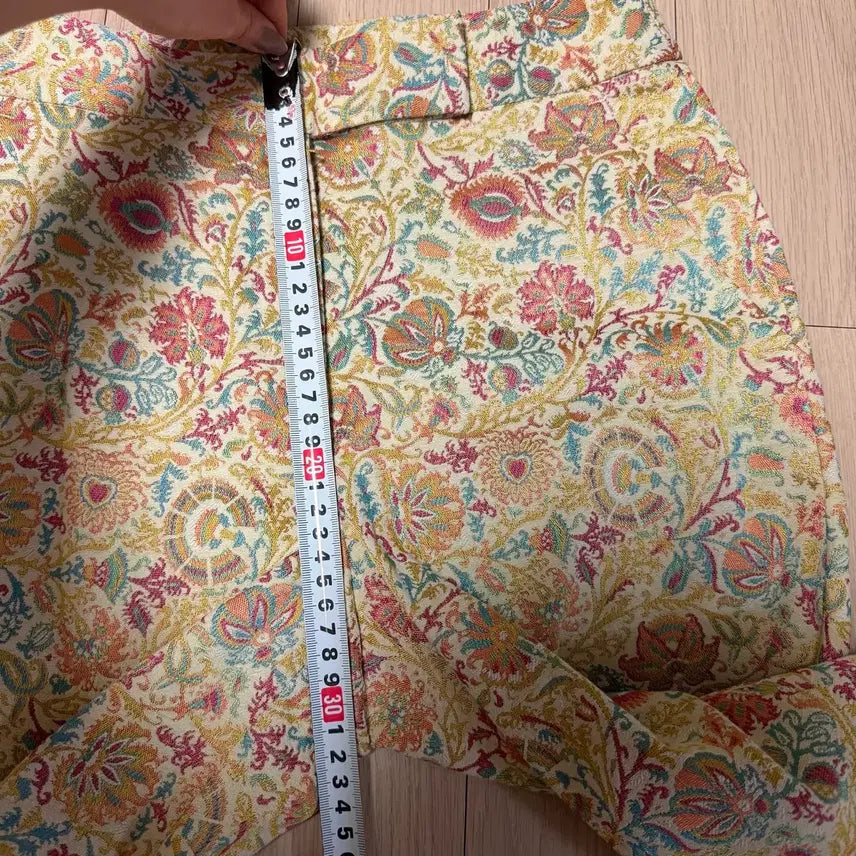 [BUNJANG] Romantica Soul Gold Byzantine Jacquard Pants / 로만티카소울 플라워 패턴 자수 자카드 팬츠 골드비잔틴바지금사페이즐리슬랙스