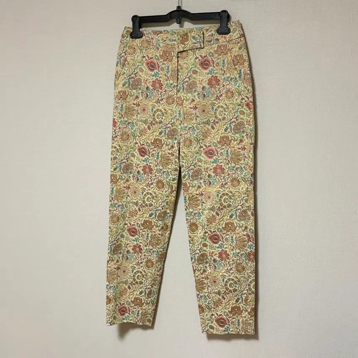 [BUNJANG] Romantica Soul Gold Byzantine Jacquard Pants / 로만티카소울 플라워 패턴 자수 자카드 팬츠 골드비잔틴바지금사페이즐리슬랙스