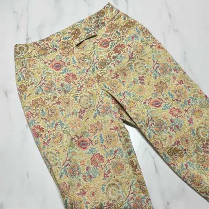 [BUNJANG] Romantica Soul Gold Byzantine Jacquard Pants / 로만티카소울 플라워 패턴 자수 자카드 팬츠 골드비잔틴바지금사페이즐리슬랙스