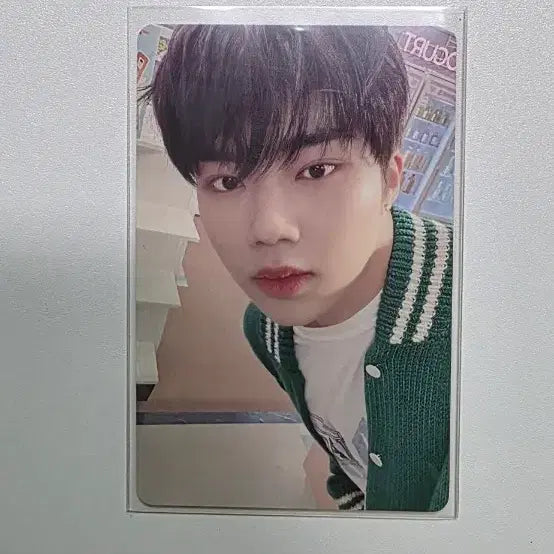 [BUNJANG] ZEROBASEONE Park Gunwook Lucky Draw Photocard / 제로베이스원 박건욱 포토카드 럭키드로우 양도합니다!