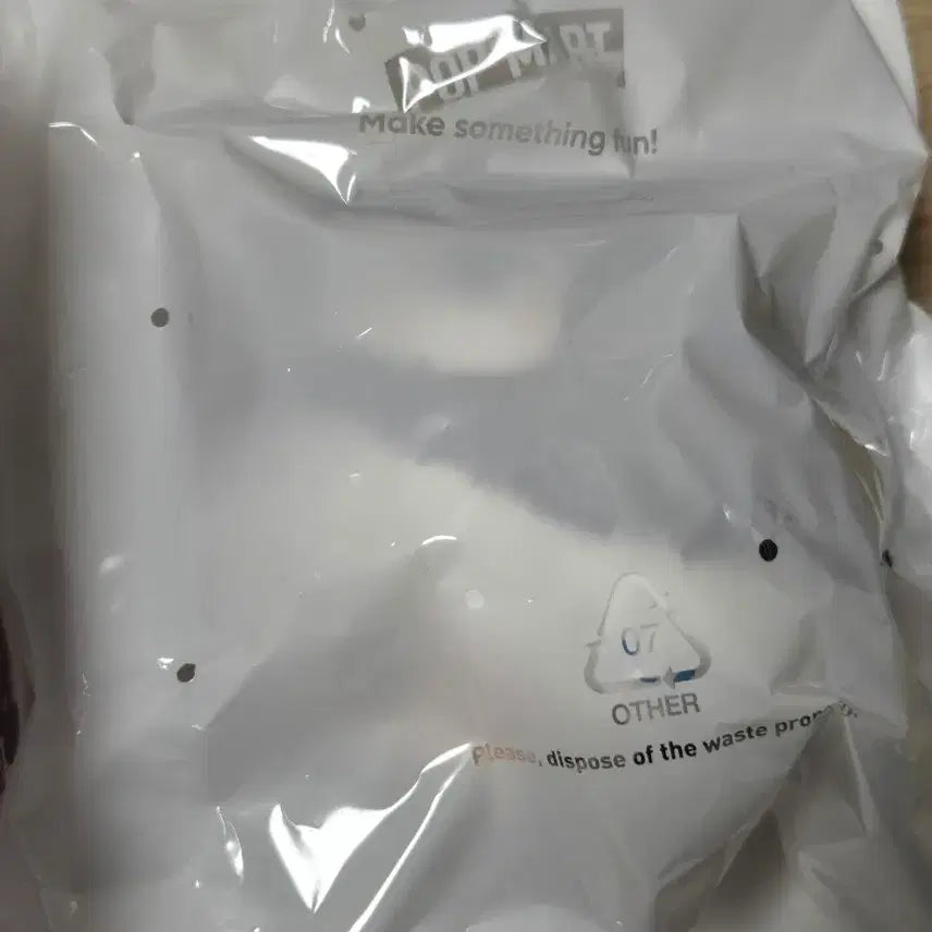 [SOLD OUT] [미개봉]팝마트 디무 비밀 연극단 펭귄 이어폰백 키링 인형
