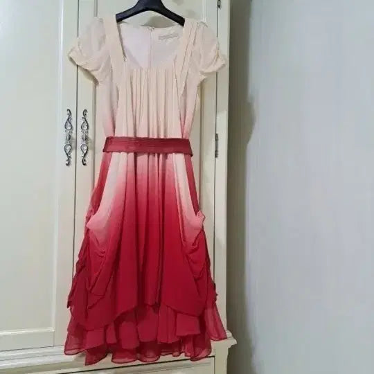 [SOLD OUT] 새상품)미니멈 원피스 오즈세컨미레니본듀엘시슬리모조에스핀산드로sjsj마인