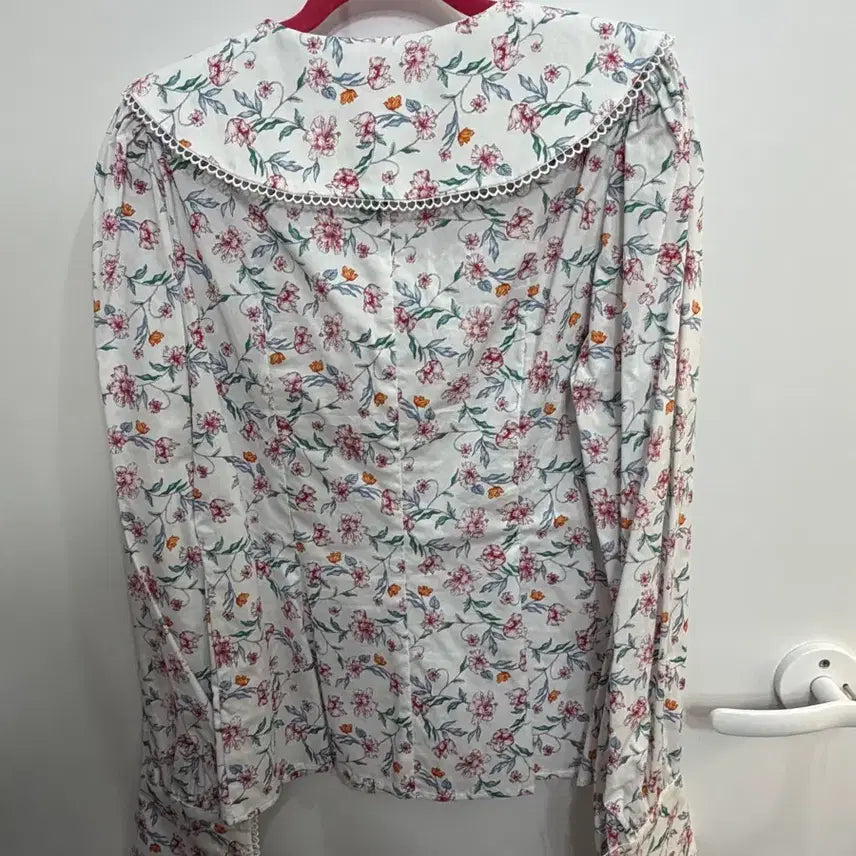 [BUNJANG] Semeu Adieu Fantasia Floral Lace Blouse / 쎄무아듀Fantasia lapel full bloom blouse M