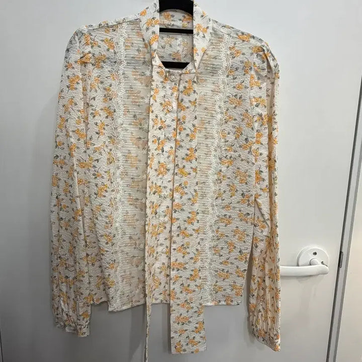 [BUNJANG] Semeau Adieu Forsythia Long Ribbon Tie Blouse M / 쎄무아듀Forsythia long ribbon tie blouse M