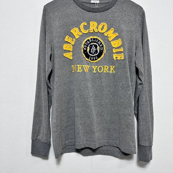 [BUNJANG] Abercrombie Gray Sweatshirt / 아베크롬비 맨투맨 티셔츠 그레이